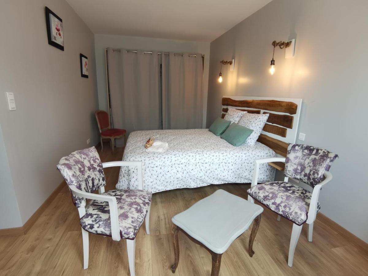 Les Hauts De Grazac, Chambres Et Tables D'Hotes Grazac  Ngoại thất bức ảnh